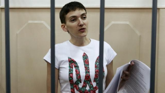 Книгу Савченко вже здали в друк: адвокат розповів, про що вона
