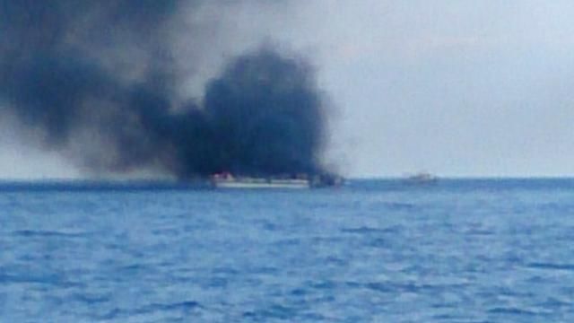 День несчастий в России: на Байкале загорелся теплоход День несчастий в России: на Байкале загорелся теплоход