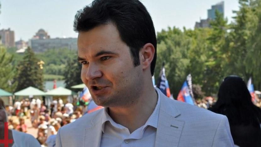 Террорист-министр возмущен тем, что его разыскивает украинская милиция Террорист-министр возмущен тем, что его разыскивает украинская милиция