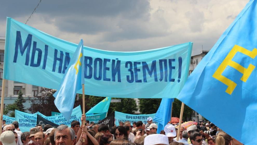 Крымских татар призывают возвращаться на родину и бороться с оккупантами