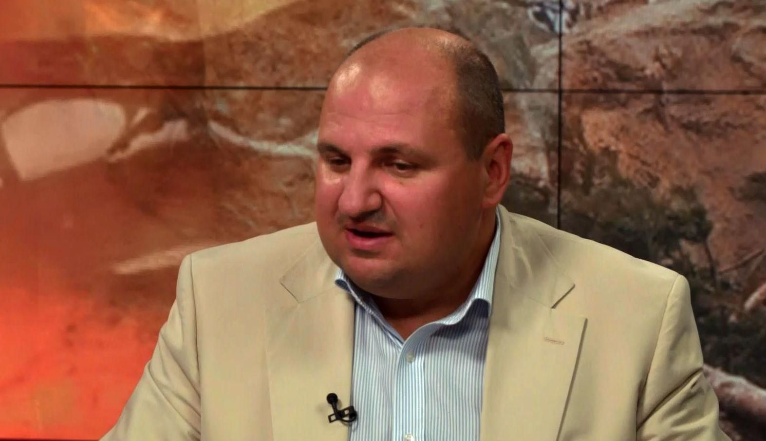 Скандал з бурштином почався через Януковича, — нардеп Скандал з бурштином почався через Януковича, — нардеп