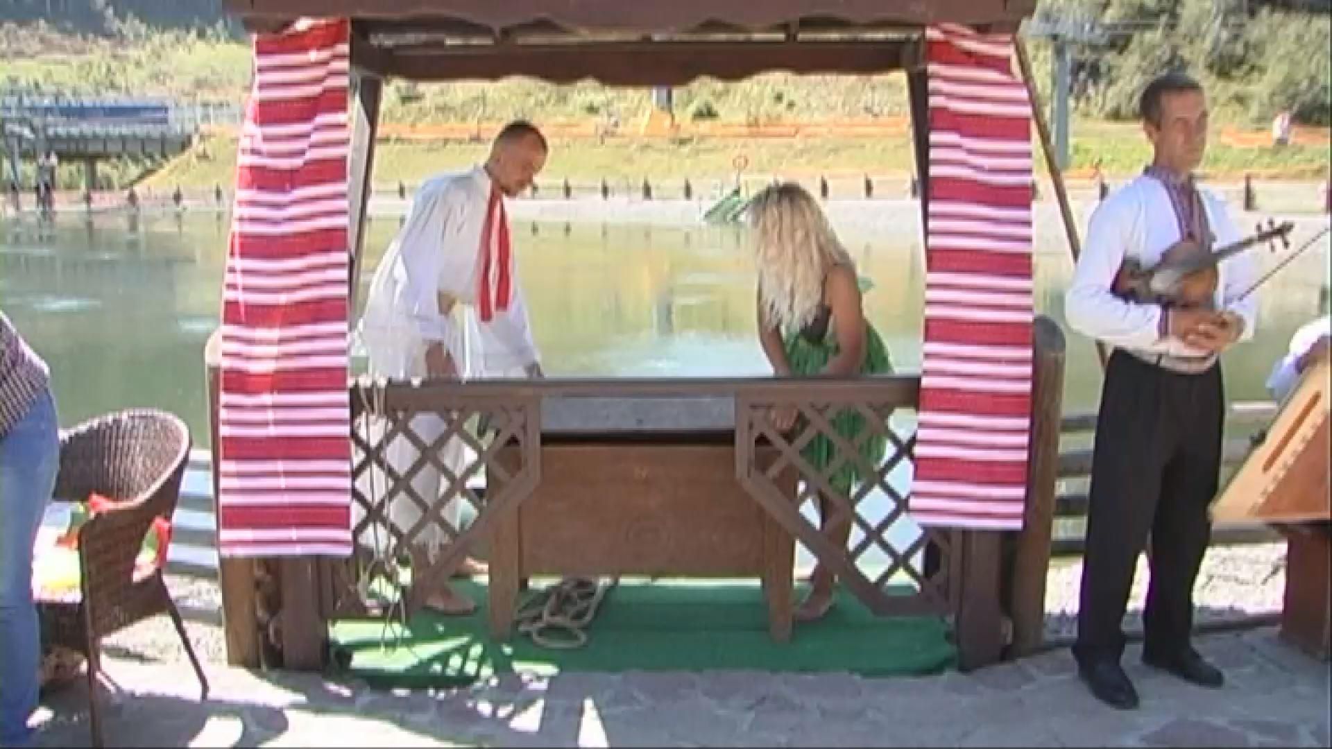 Воспитанники лагеря "Артек-Буковель" присоединились к ярмарке хендмейда Воспитанники лагеря "Артек-Буковель" присоединились к ярмарке хендмейда