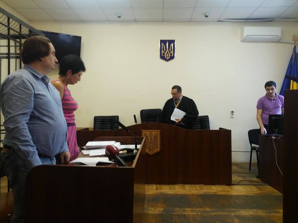 У Києві розпочався суд над екс-редактором скандальних "Вестей" У Києві розпочався суд над екс-редактором скандальних "Вестей"