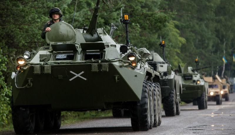 Захоплюючі фото спільних військових навчань на Львівщині Захоплюючі фото спільних військових навчань на Львівщині
