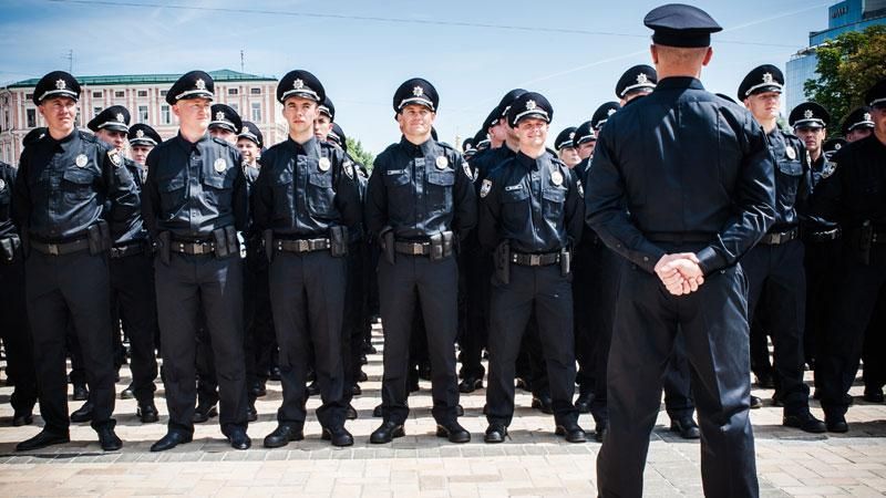 Полиция Закарпатья расширяется стремительными темпами (Инфографика)