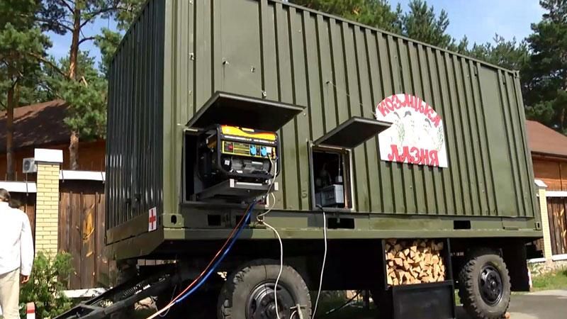 Волонтеры смастерили для военных баню, которой нет аналога Волонтеры смастерили для военных баню, которой нет аналога