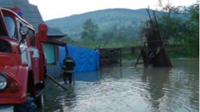 Яремче пішло під воду 