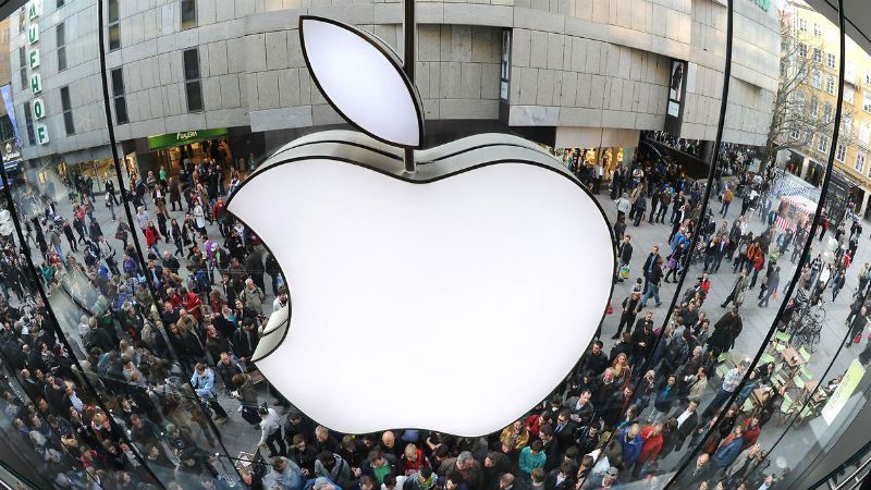 Компанія Apple подешевшала на 90 мільярдів доларів