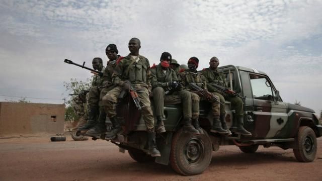 В Мали освободили 4 заложников, украинцев среди них нет