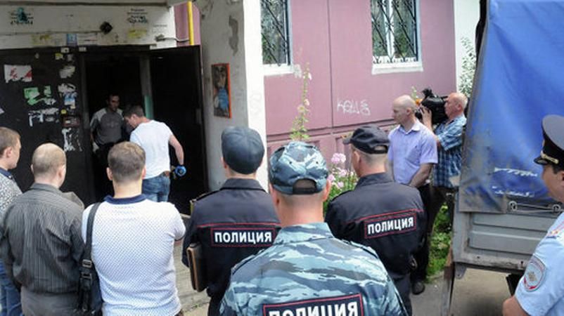 У справі щодо вбивства шістьох дітей у Росії затримують поліцейських У справі щодо вбивства шістьох дітей у Росії затримують поліцейських