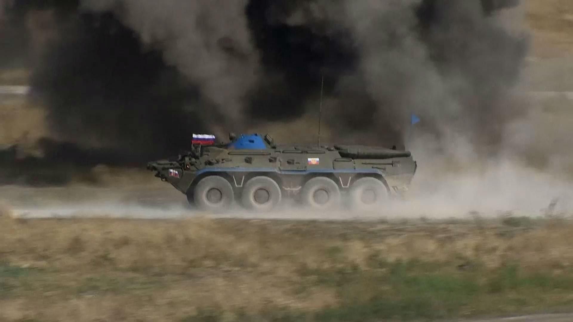 В России на границе с Украиной прошли Армейские игры В России на границе с Украиной прошли Армейские игры