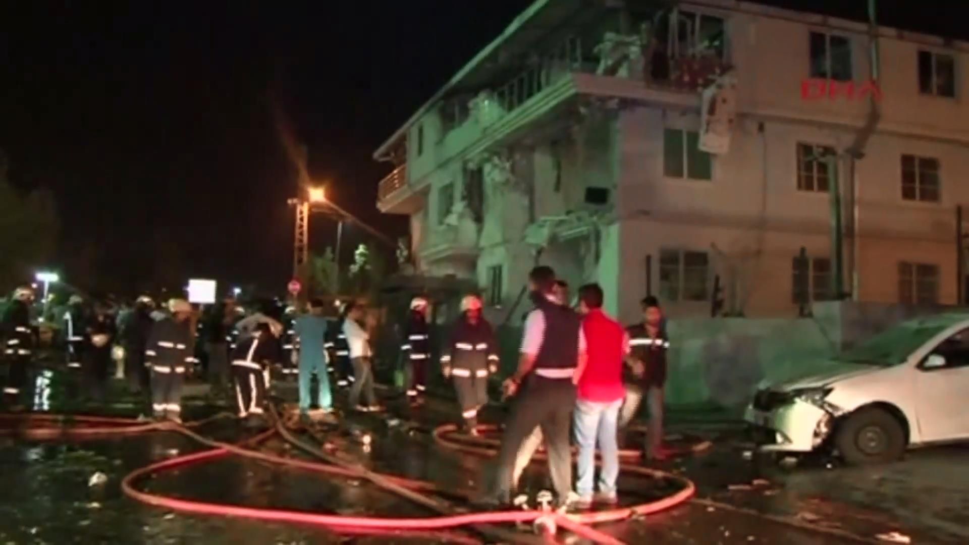 Сразу два жестокие теракта всколыхнули Турцию Сразу два жестокие теракта всколыхнули Турцию