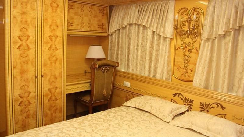 В Украине появились вагоны для мажоров: с ванной и кабинетом В Украине появились вагоны для мажоров: с ванной и кабинетом