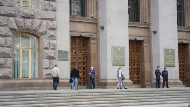 У ЦВК розповіли, скільки коштує мерське крісло У ЦВК розповіли, скільки коштує мерське крісло