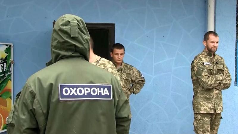 "Гра престолів" на Херсонщині: двоє підприємців воюють за "трон" на ринку "Гра престолів" на Херсонщині: двоє підприємців воюють за "трон" на ринку