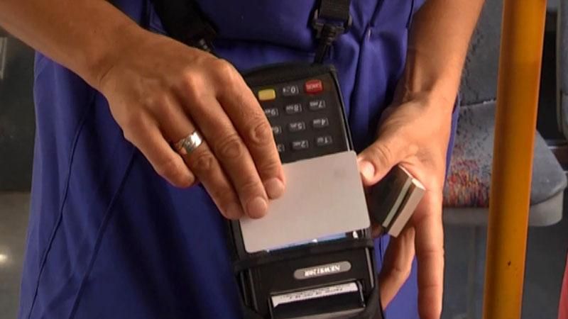 В тернопольских троллейбусах внедряют европейские технологии В тернопольских троллейбусах внедряют европейские технологии