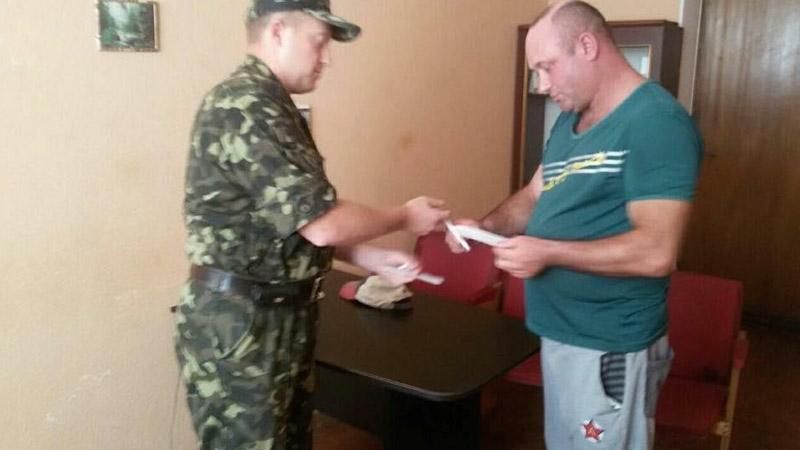 VIP-охранника, который стрелял в детей, отправили в зону АТО VIP-охранника, который стрелял в детей, отправили в зону АТО