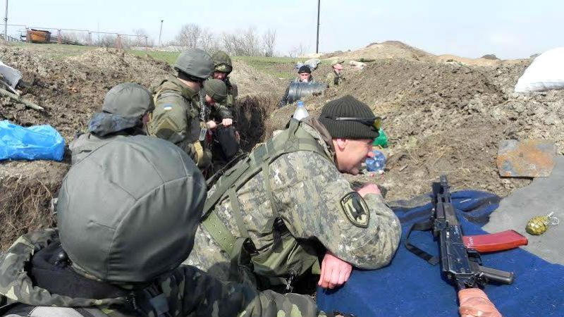 "Донбас" повертають до оборони Маріуполя