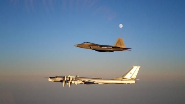 ГПУ шукає два ядерні бомбардувальники, які "загубились" за часів Януковича ГПУ шукає два ядерні бомбардувальники, які "загубились" за часів Януковича