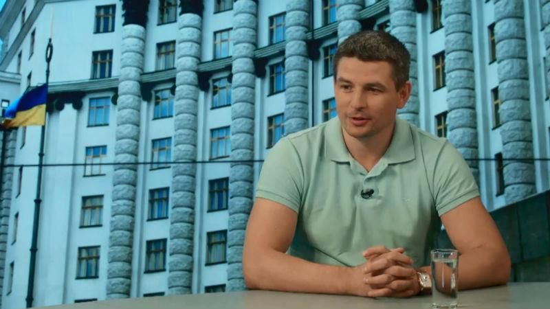 Зміна міністрів означатиме лише зміну керівництва над грошовими потоками, — політолог Зміна міністрів означатиме лише зміну керівництва над грошовими потоками, — політолог