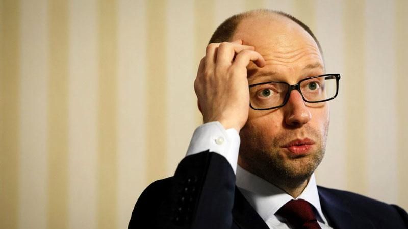 Яценюк соромиться власного уряду Яценюк соромиться власного уряду
