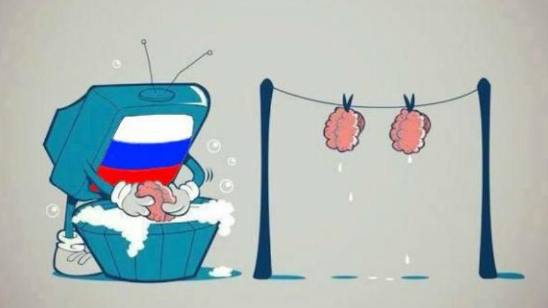 Российскую журналистку рассмешили "разрывы снарядов" от якобы украинских солдат Российскую журналистку рассмешили "разрывы снарядов" от якобы украинских солдат