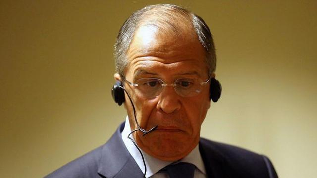 Эксперты "Нормандской четверки" попытаются объяснить России украинскую конституцию