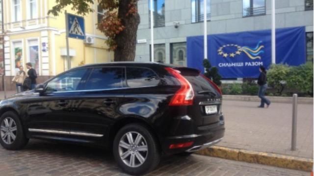 Немецкий дипломат, который успел оскандалиться, снова нарушает правила Немецкий дипломат, который успел оскандалиться, снова нарушает правила