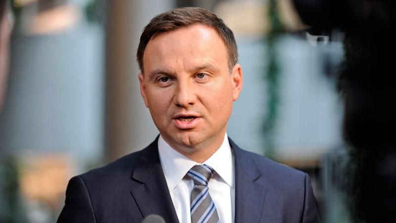 Президент Польщі пообіцяв зайнятися Донбасом Президент Польщі пообіцяв зайнятися Донбасом