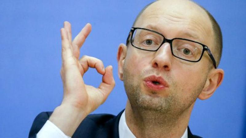 Яценюк зробить подарунок Україні на День Незалежності Яценюк зробить подарунок Україні на День Незалежності