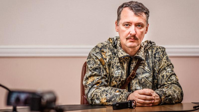 Стрелков в панике призвал Путина действовать