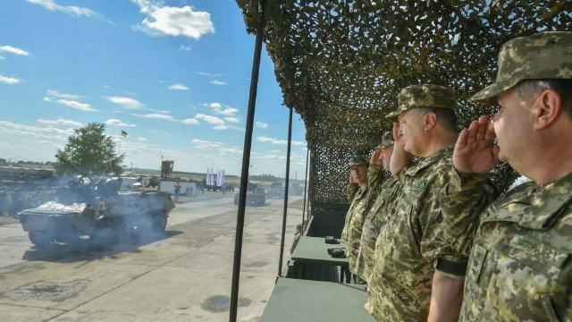 Президент озвучил приоритеры проведения местных выборов на Донбассе Президент озвучил приоритеры проведения местных выборов на Донбассе