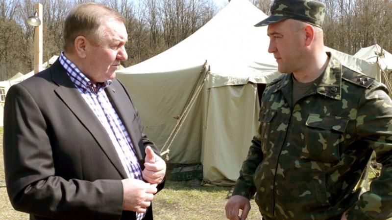 Двоє командирів бригад отримали генеральські погони Двоє командирів бригад отримали генеральські погони