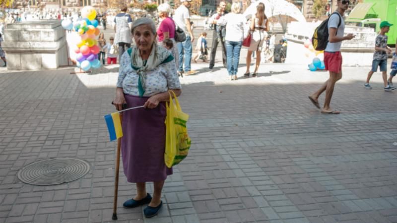 Майдан після параду: свято з присмаком війни