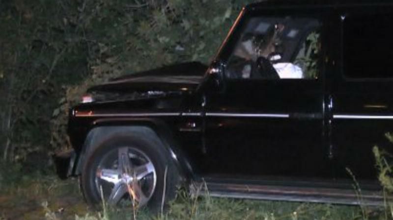 П’яний мажор врізався в авто, а далі наїхав на пішоходів П’яний мажор врізався в авто, а далі наїхав на пішоходів