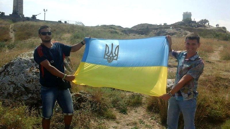 В Крыму парень попал за решетку из-за украинского флага