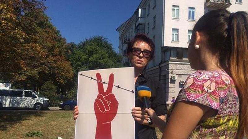 Під Російським посольством протест проти ув’язнення Сенцова