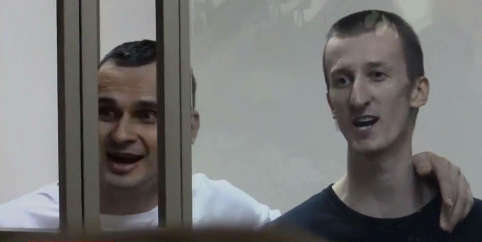 Вирок у справі Сенцова — реакція України та світу Вирок у справі Сенцова — реакція України та світу