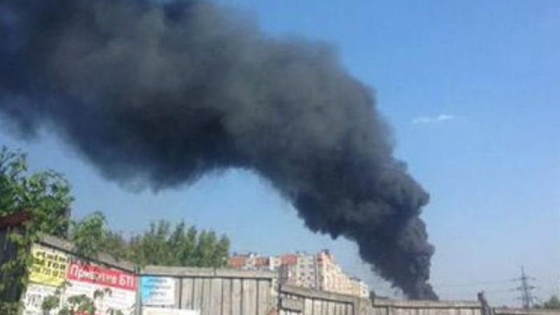 Подробности пожара под Киевом: огонь до сих пор не могут обуздать