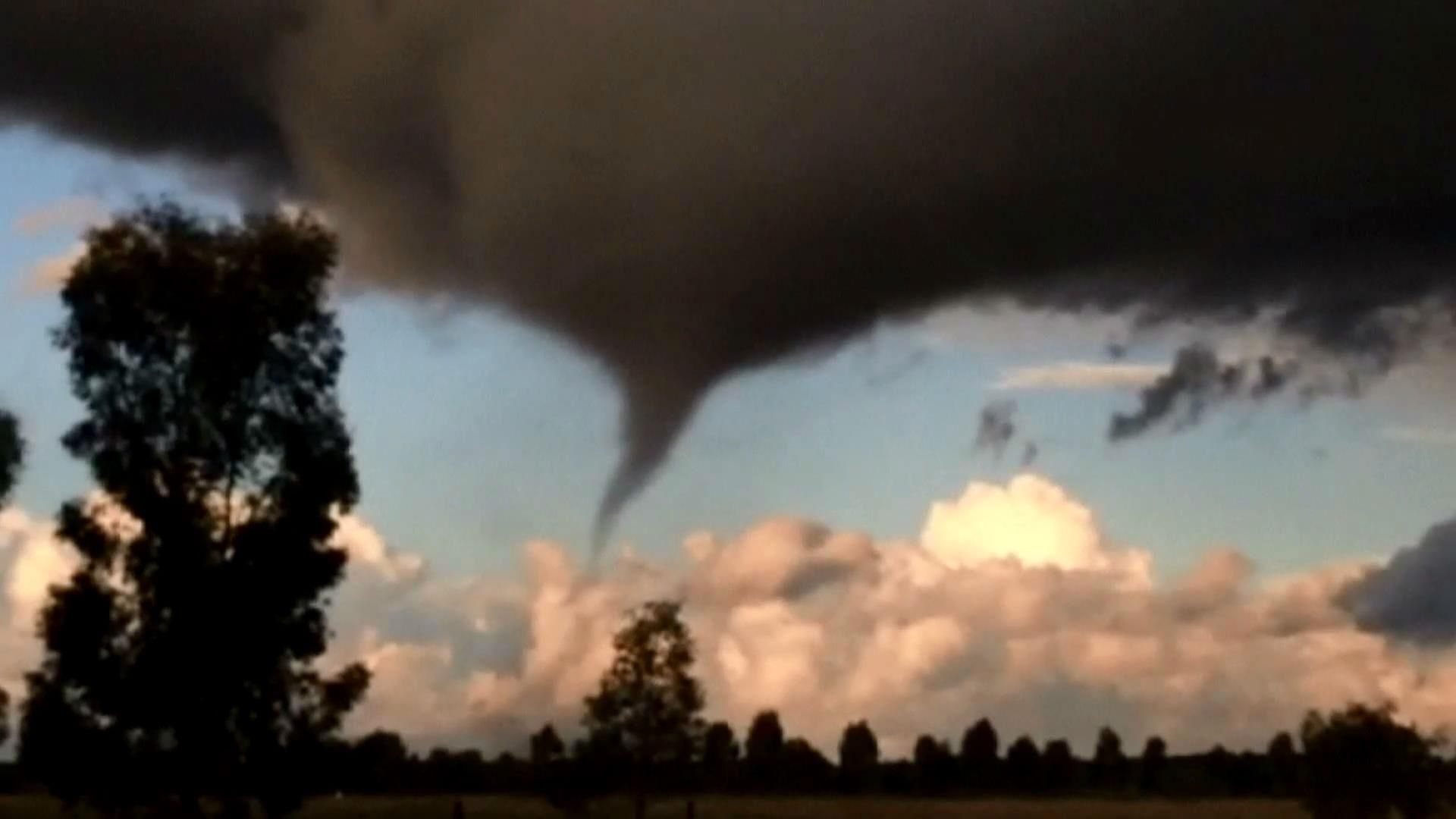 Стихийные бедствия могут снести часть стран Стихийные бедствия могут снести часть стран