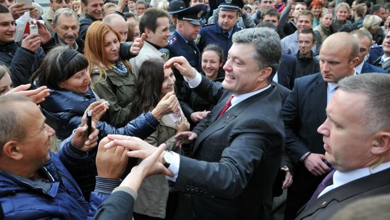 Більшість українців усі надії покладають на Президента