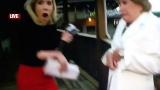 З'явилось відео вбивства журналістів у Вірджинії, яке знімав сам нападник (18+) З'явилось відео вбивства журналістів у Вірджинії, яке знімав сам нападник (18+)