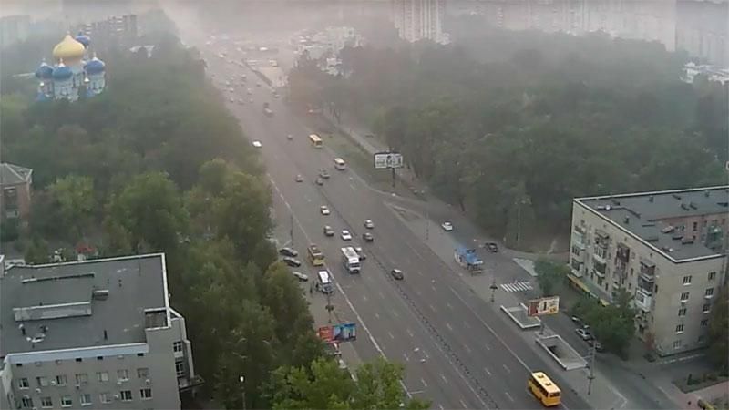 Киев затянуло дымом