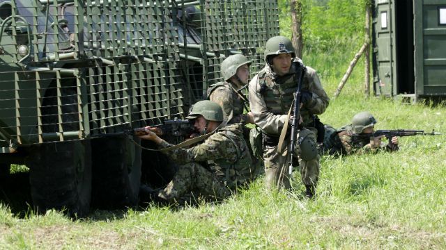 Є втрати в лавах сил АТО через обстріли біля Маріуполя Є втрати в лавах сил АТО через обстріли біля Маріуполя