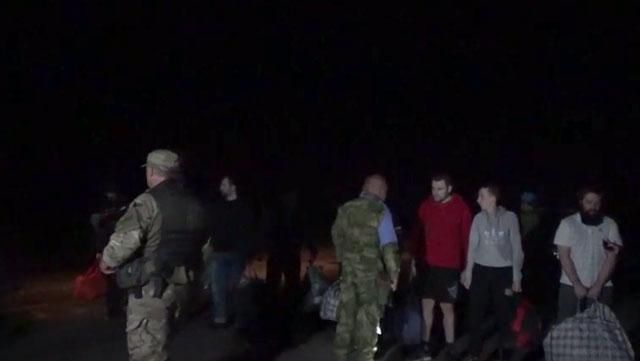 Появилось видео обмена пленными Появилось видео обмена пленными