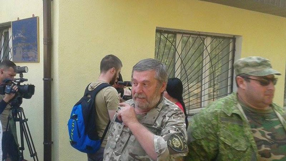 Бійці-іноземці вимагають статусу громадян України Бійці-іноземці вимагають статусу громадян України