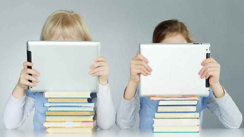 Поддерживаете ли вы переход от книг к планшетам для школьников? Ваше мнение Поддерживаете ли вы переход от книг к планшетам для школьников? Ваше мнение
