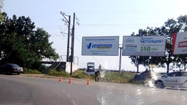 Нова поліція в Одесі потрапила у першу аварію Нова поліція в Одесі потрапила у першу аварію