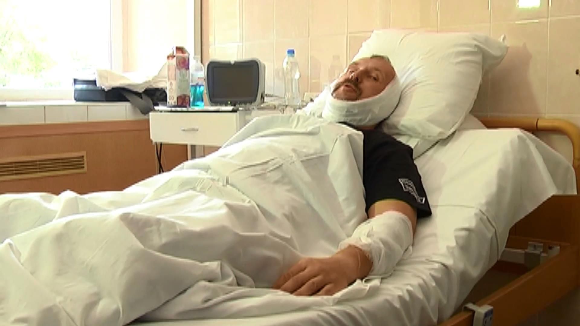 Лікар дивом вижив після двох поранень у шию Лікар дивом вижив після двох поранень у шию