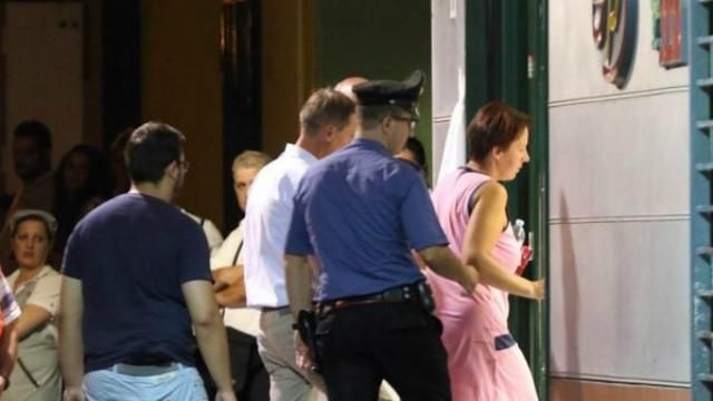 В Італії застрелили українця, який хотів вберегти супермаркет від пограбування В Італії застрелили українця, який хотів вберегти супермаркет від пограбування